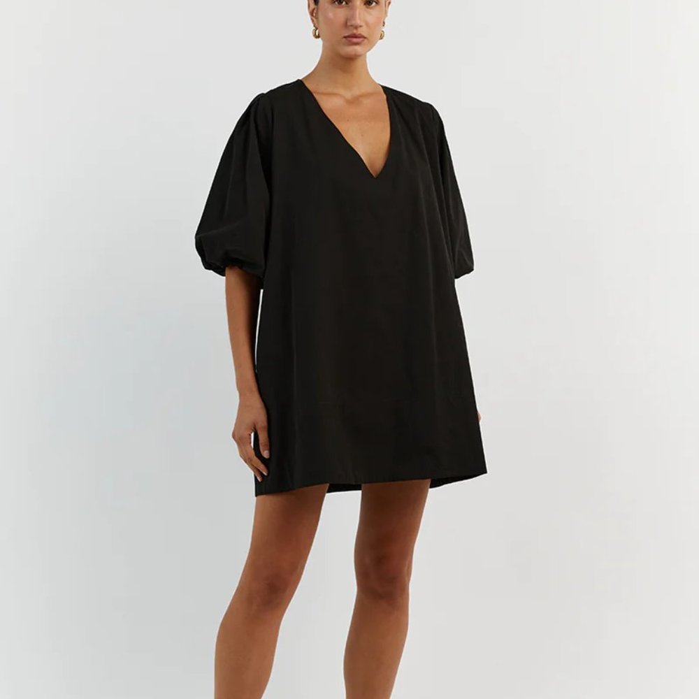 NWT! SKYLAR BLACK COTTON SMOCK DRESS